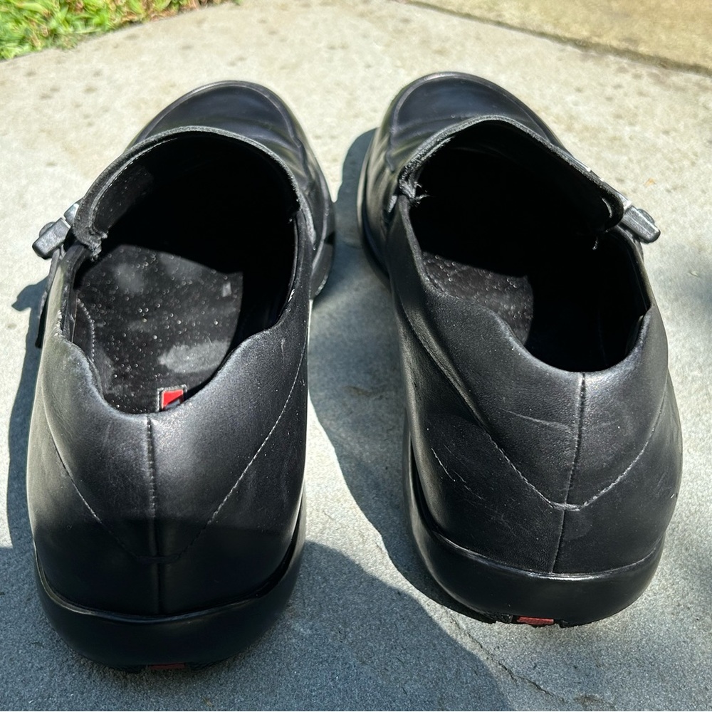 Prada loafers - black w/buckle - Picture 4 of 7